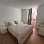 לינה וארוחת בוקר A Casa Da Praca - The Square House