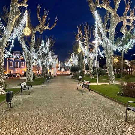 A Casa Da Praça - The Square House