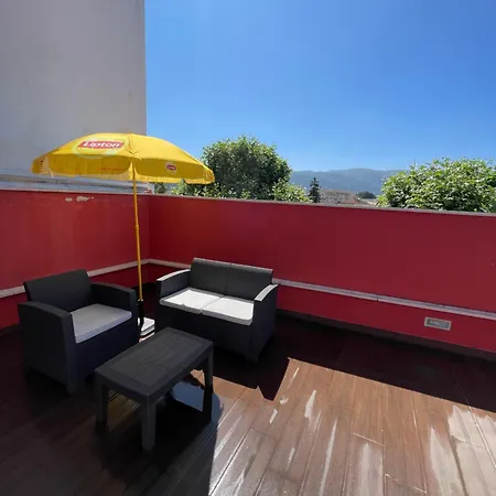 A Casa Da Praca - The Square House Oda ve Kahvaltı