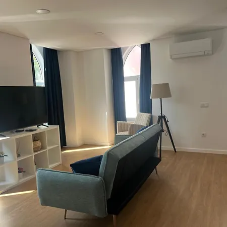 A Casa Da Praca - The Square House 3*