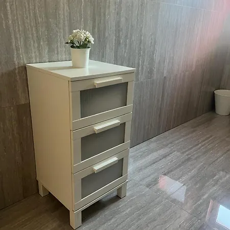 A Casa Da Praca - The Square House Oda ve Kahvaltı Miranda do Corvo