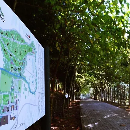 A Casa Da Praca - The Square House 3*