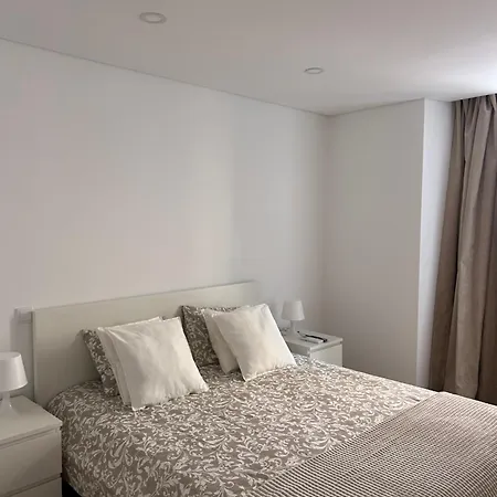 Nocleg ze śniadaniem A Casa Da Praca - The Square House Miranda do Corvo