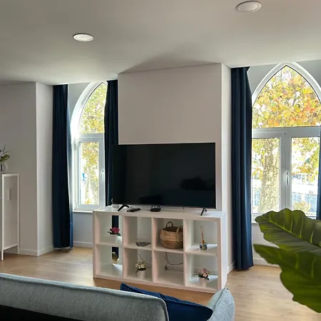 A Casa Da Praca - The Square House 3*