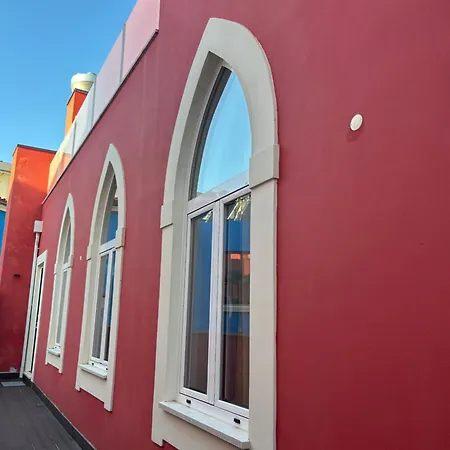 Alojamento de Acomodação e Pequeno-almoço A Casa Da Praça - The Square House Miranda do Corvo