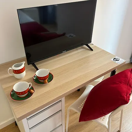 A Casa Da Praca - The Square House 3* מירנדה דו קורבו