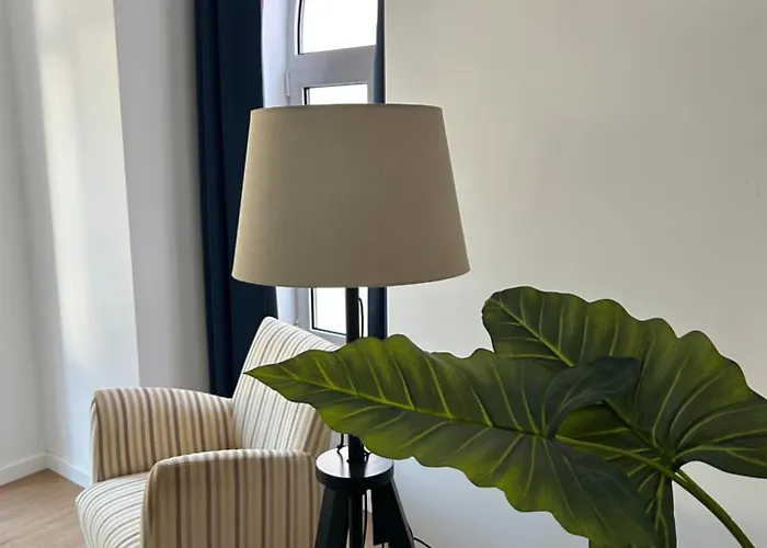 A Casa Da Praça - The Square House Alojamento de Acomodação e Pequeno-almoço Miranda do Corvo