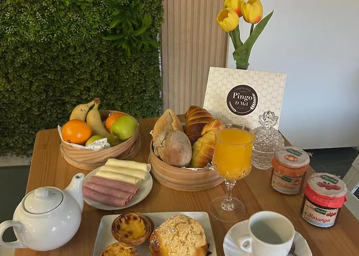 A Casa Da Praça - The Square House Alojamento de Acomodação e Pequeno-almoço Miranda do Corvo