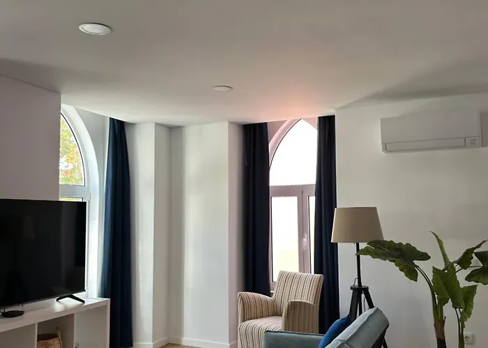 A Casa Da Praça - The Square House Miranda do Corvo